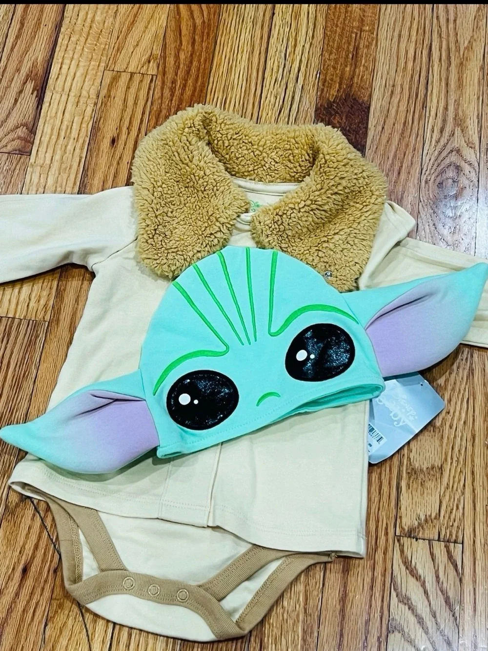 New Disney Green Baby Yoda Ear Hat with Tan Sherpa-Trim Bodysuit Costume